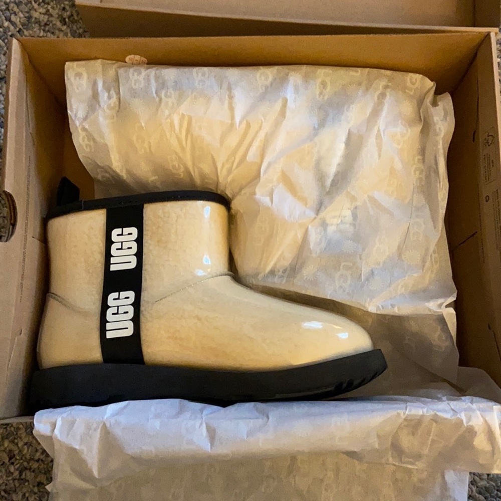 Kids’ UGG Classic Clear MINI II